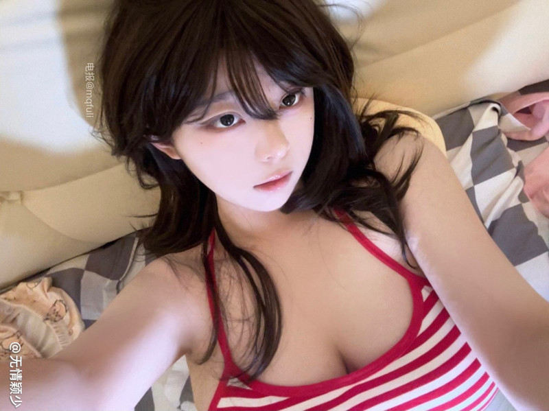 图片[3]-无情颖少：抖音颜值女神，极品资源与私房照片一览